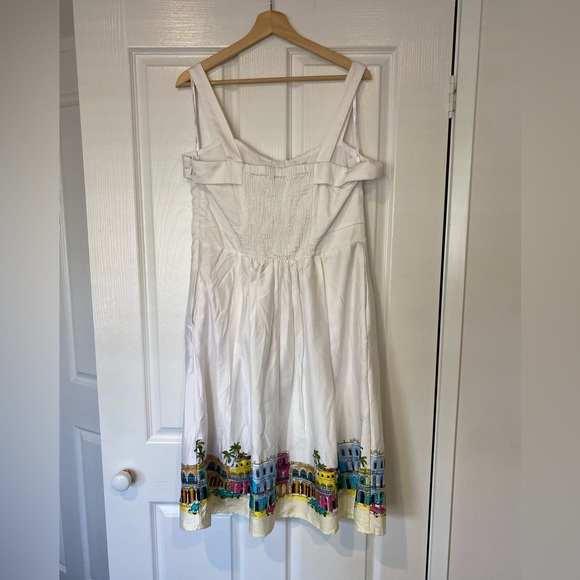 City Chic White cotton printed dress size Small 16 with pockets - Picture 4 of 9